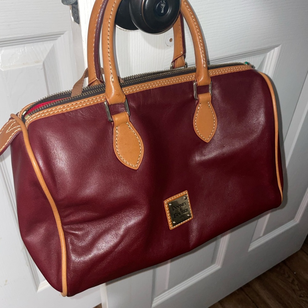 Dooney & Bourke classic zip top satchel - Picture 3 of 6